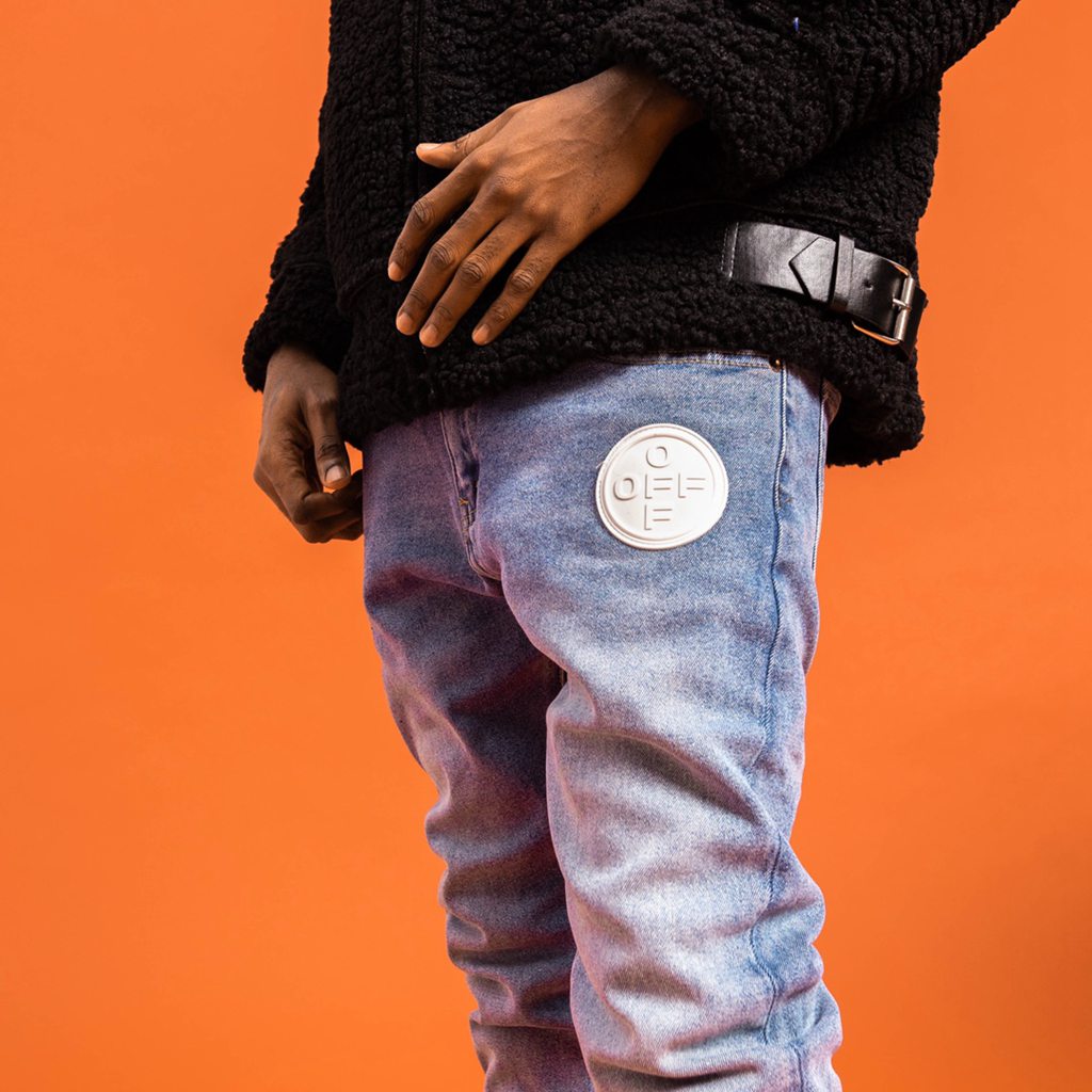 OFF WHITE